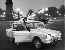 Citroën Ami6 1962, Place de la Concorde / Avenue des Champs-Elysees, Paris